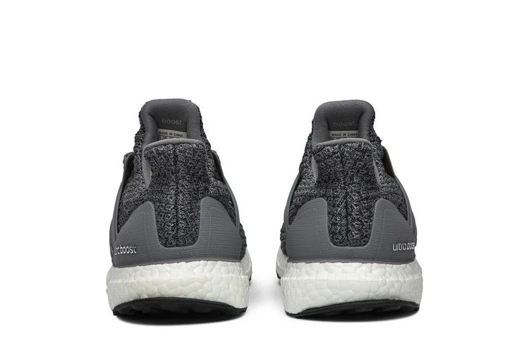 Krossovki-adidas-UltraBoost-4.0-Grey-5