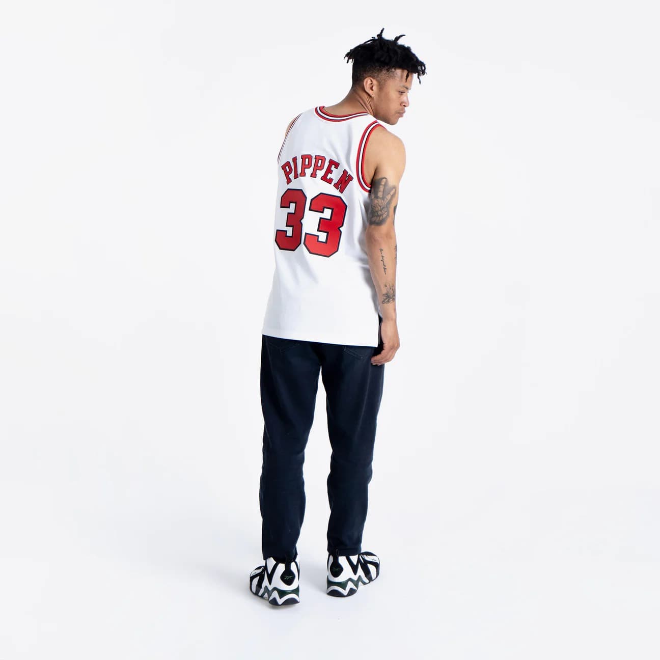 Баскетбольная джерси 1997-1998 Chicago Bulls Scottie Pippen #33 Authentic Finals Hardwood Classic White Jersey