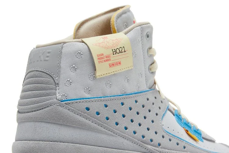 Krossovki-Union-LA-x-Air-Jordan-2-Retro-SP-Grey-Fog-9