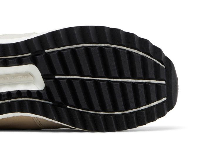 Ботинки Moon Boot x adidas MoonBoost High 'Black Clear Brown'