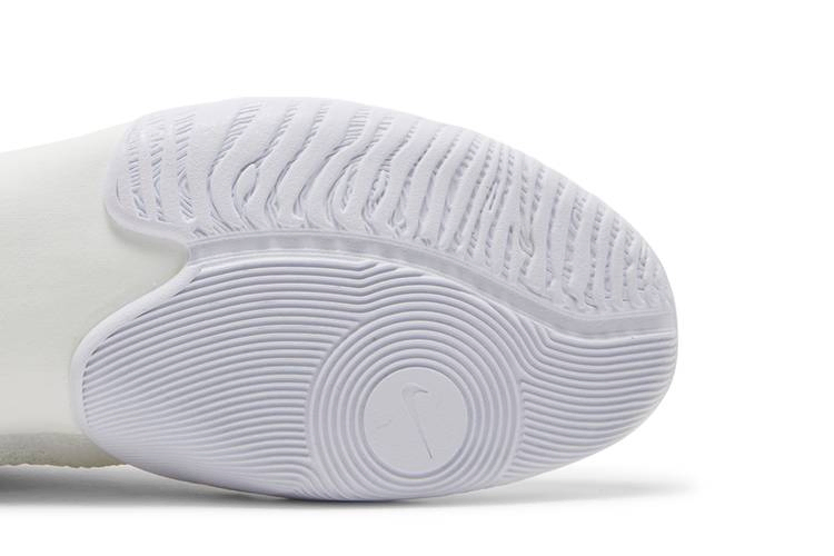Кроссовки Nike Tawa 'White Metallic Gold'