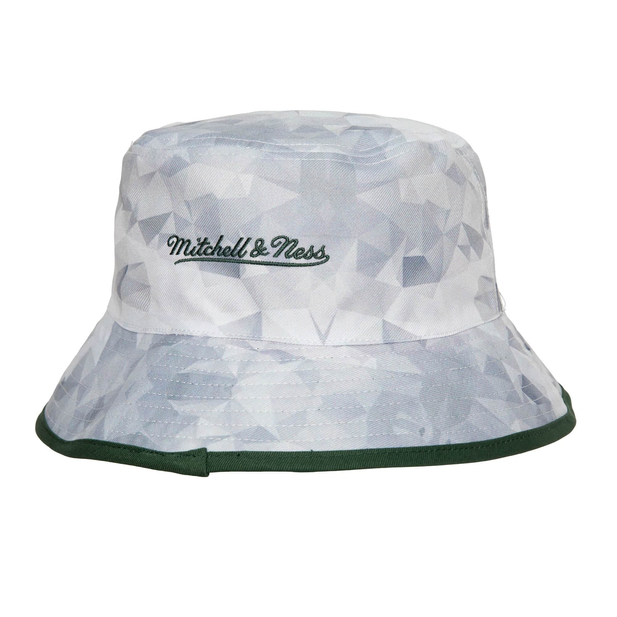 Mitchell-Ness-Lifestyle-Reversible-HWC-Milwaukee-Bucks-Bucket-Hat-3