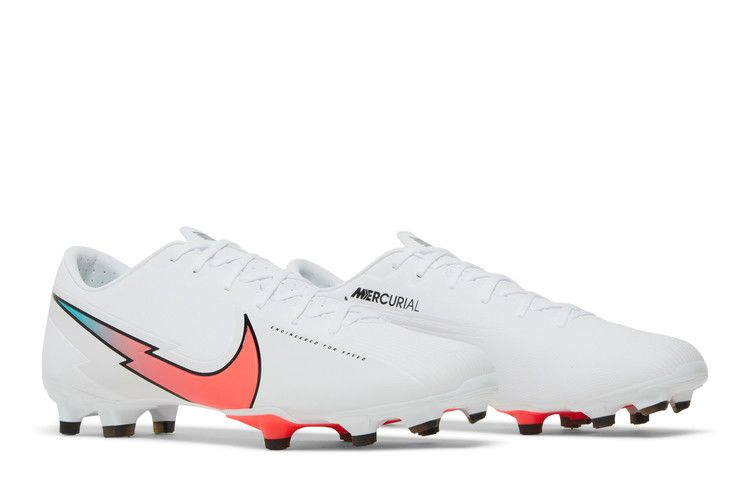 mercurial-vapor-13-academy-mg-white-flash-crimson-at5269-163_07