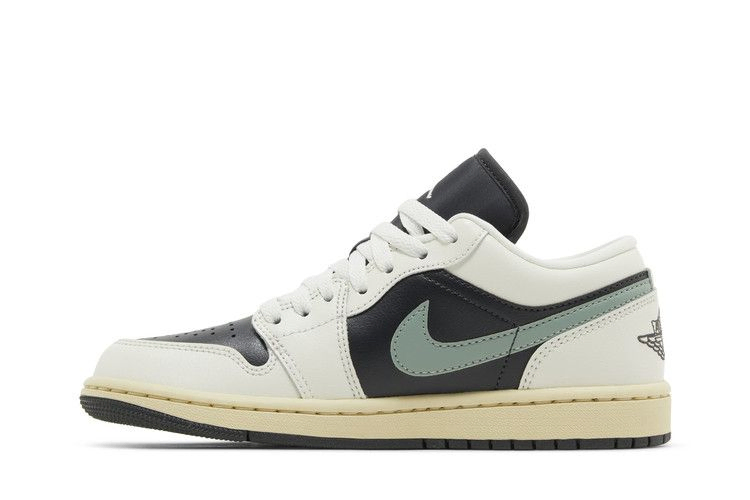 Кроссовки Wmns Air Jordan 1 Low 'Jade Smoke'