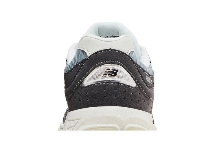 Krossovki-New-Balance-2002R-Big-Kid-Magnet-Lead-6