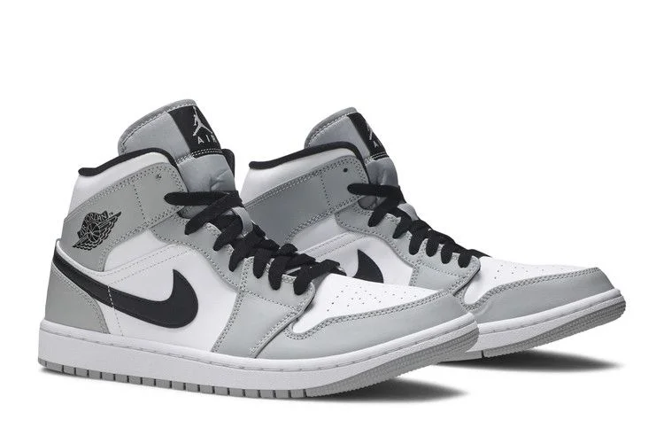 Krossovki-Air-Jordan-1-Mid-Smoke-Grey-7