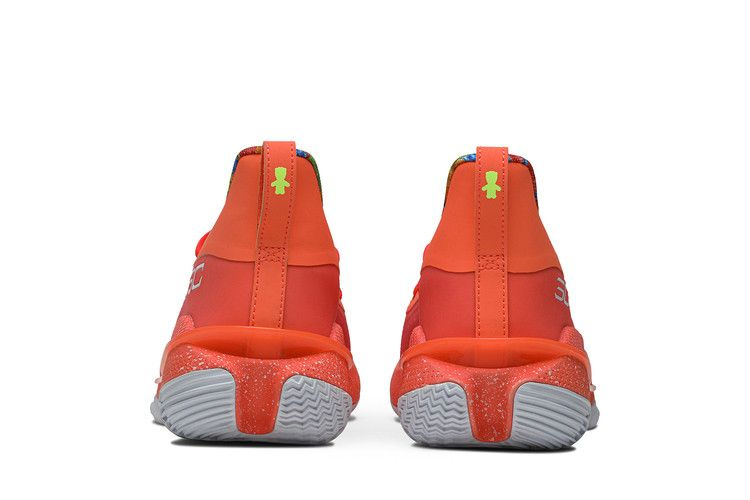 Кроссовки Under Armour Sour Patch Kids x Curry 7 'Peach Plasma'