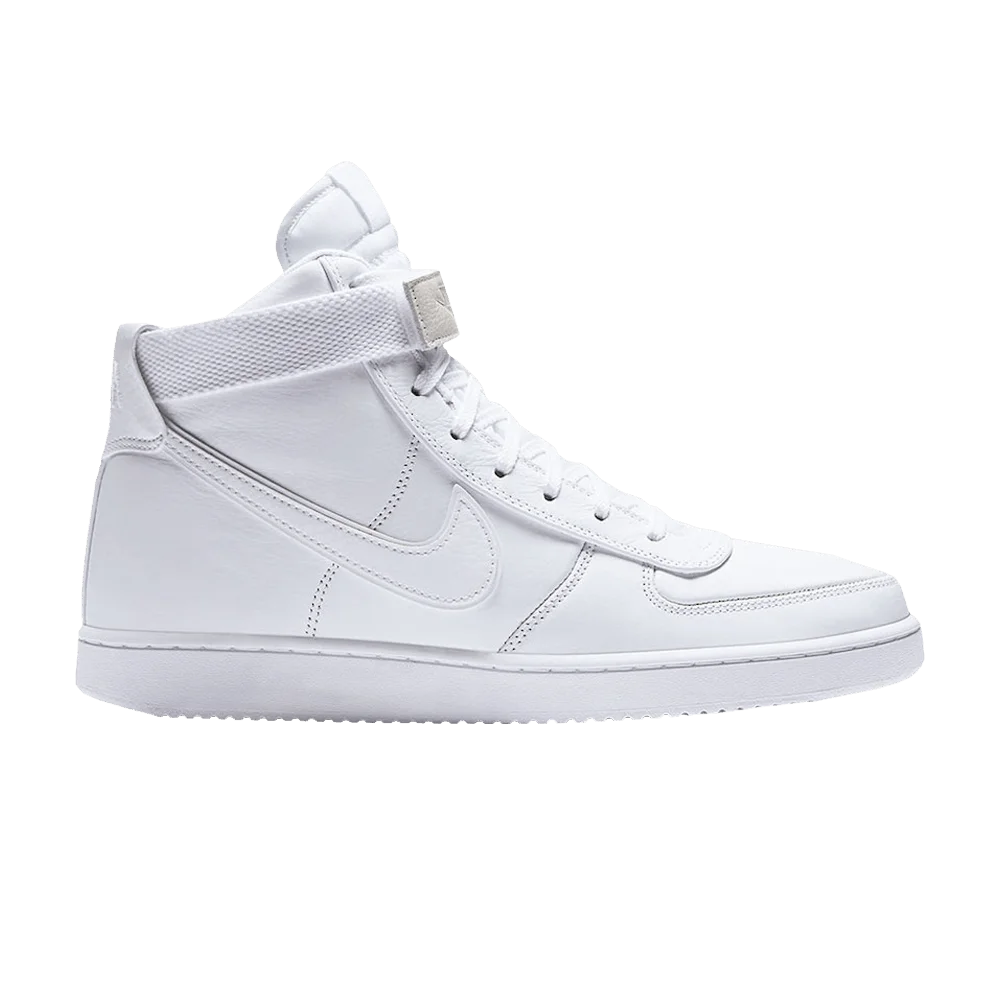 Krossovki-John-Elliott-x-Nike-Vandal-High-White