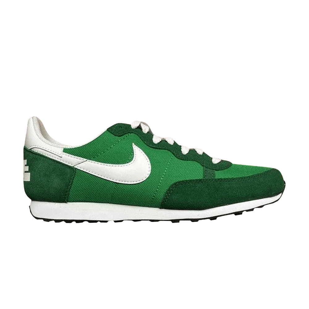 Krossovki-Nike-Challenger-Victory-Green