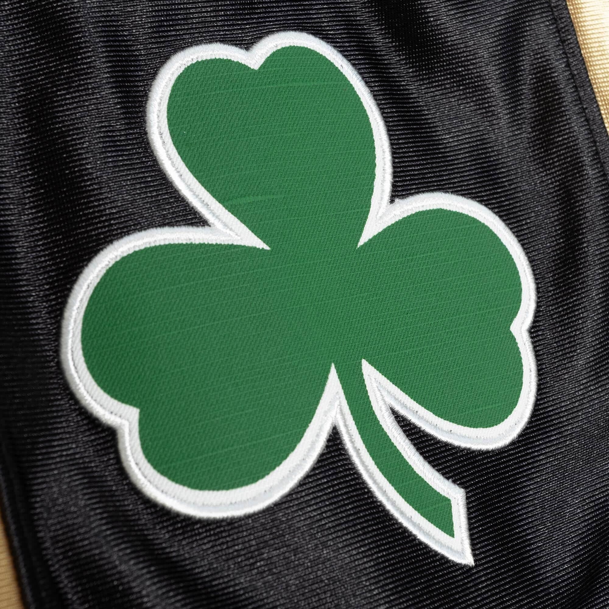 Спортивные шорты Mitchell & Ness 75th Anniversary Gold Swingman Boston Celtics 2007-08 Shorts