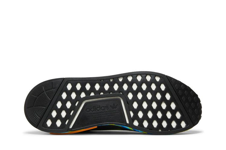 Кроссовки Adidas NMD_R1 Spectoo 'Black Multi'
