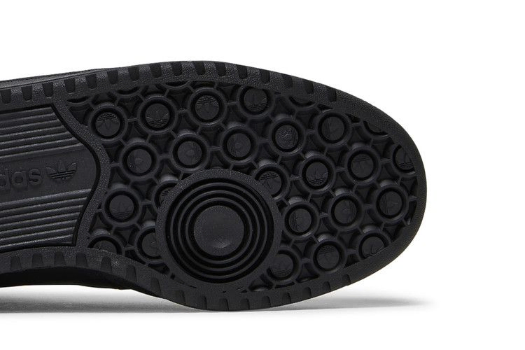 Кроссовки adidas Forum Mid 'Triple Black'