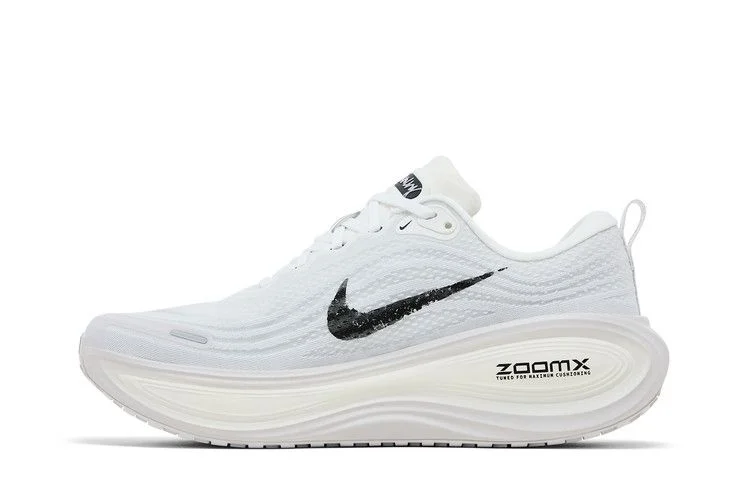 Кроссовки Nike Vomero Plus 'Run Pack'