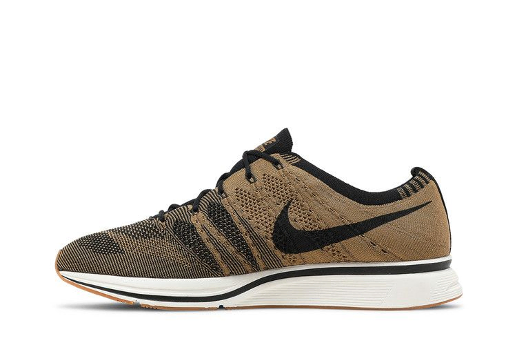 flyknit-trainer-ah8396-203_02