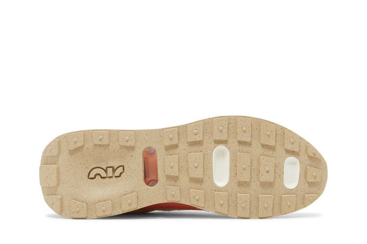 Кроссовки Nike Wmns Air Max Pre-Day SE 'Sun Club - Light Orewood Brown'