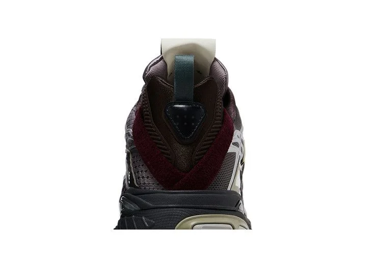 Krossovki-Song-for-the-Mute-x-adidas-Adistar-Cushion-Taupe-Metallic-Granite-6
