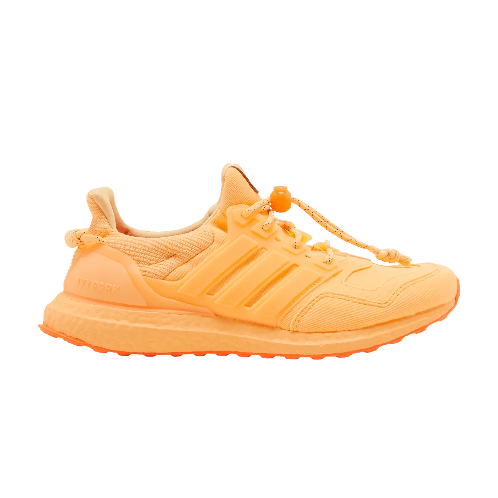 Krossovki-Ivy-Park-x-adidas-UltraBoost-OG-Rodeo-Acid-Orange