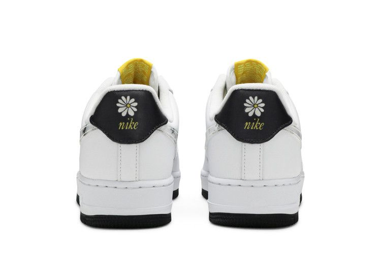 Кроссовки Nike Air Force 1 '07 LV8 'Daisy Pack