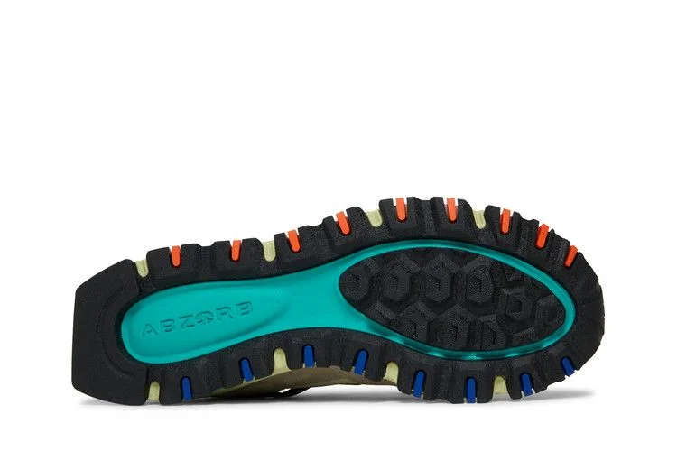 Krossovki-New-Balance-X-Racer-Utility-Outer-Space-3