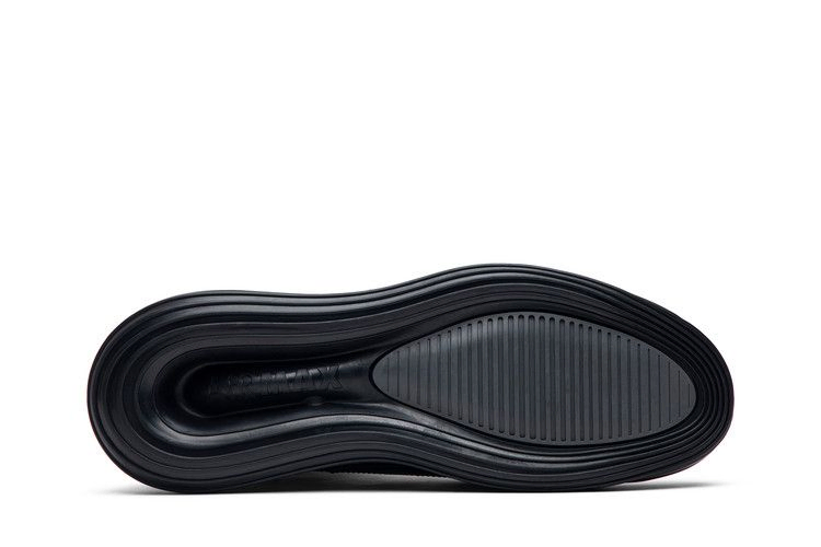 Кроссовки Nike Air Max 720 Saturn 'Triple Black'