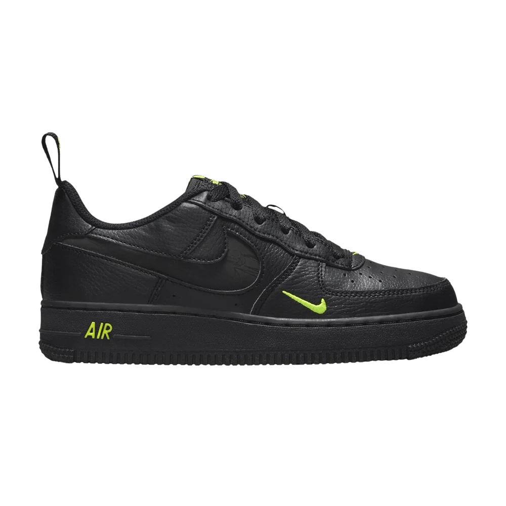 Krossovki-Nike-Air-Force-1-Low-GS-Black-Volt