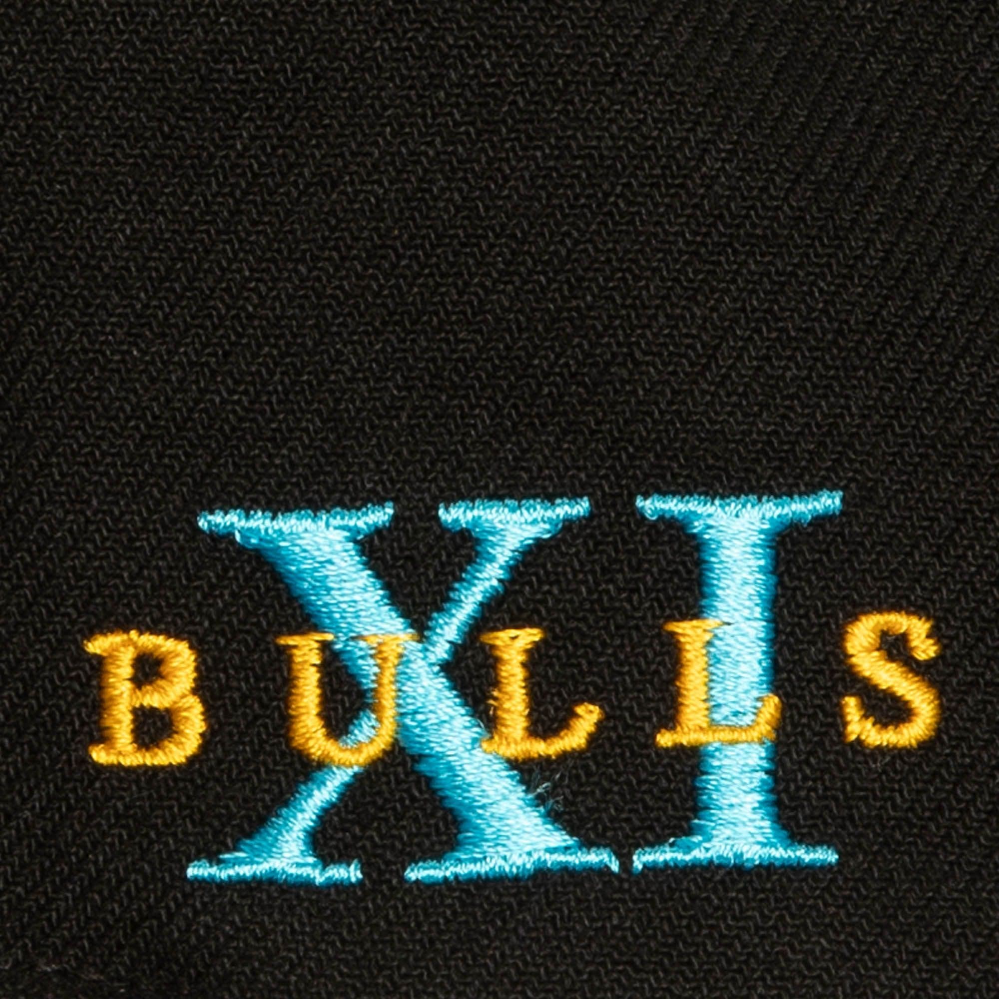 Mitchell-Ness-Core-XI-Snapback-Chicago-Bulls-Hat-3