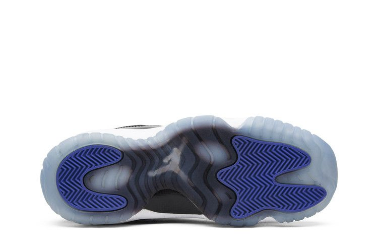 air-jordan-11-low-bg-gs-concord-528896-153_03