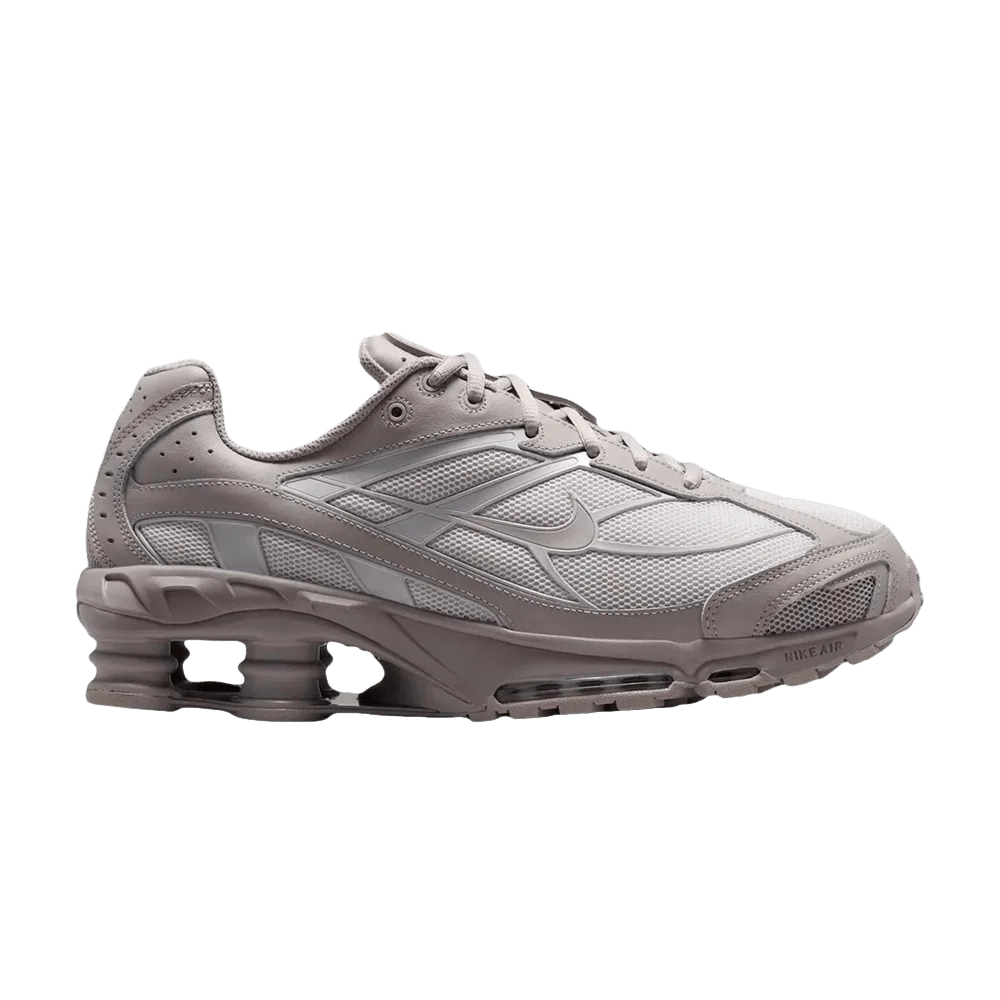 Krossovki-Nike-Shox-Ride-2-Vast-Grey-College-Grey