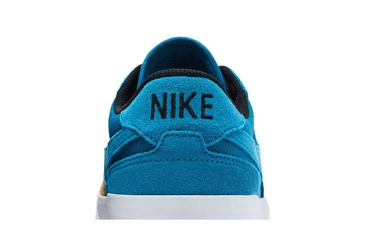 Krossovki-Nike-Wmns-Zoom-Pogo-Plus-Premium-SB-Green-Abyss-6