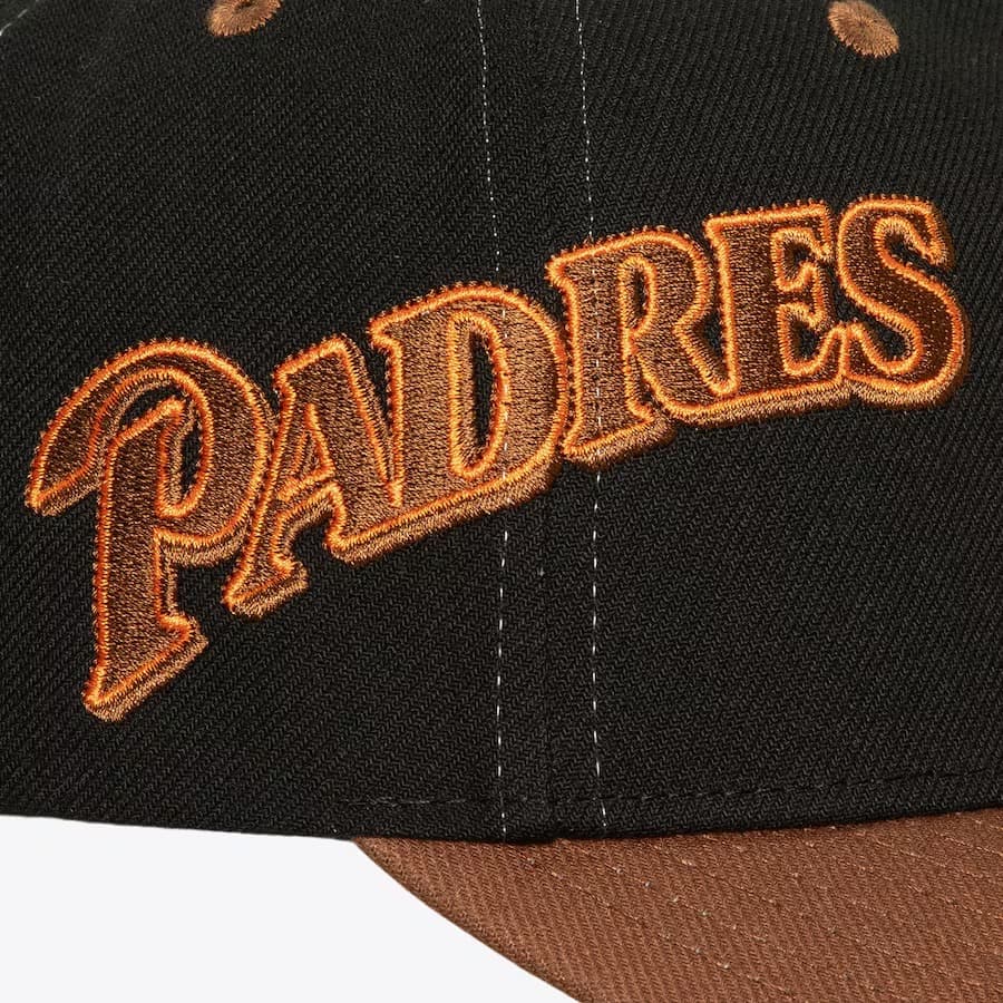 Бейсболка Mitchell & Ness Black San Diego Padres Cooperstown Collection Overbite Pro Snapback Hat