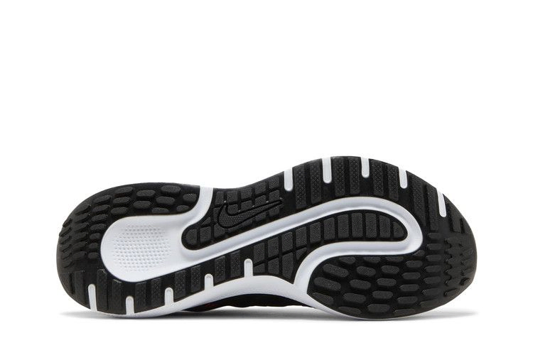 wmns-react-escape-run-black-magma-orange-dq5035-010_03
