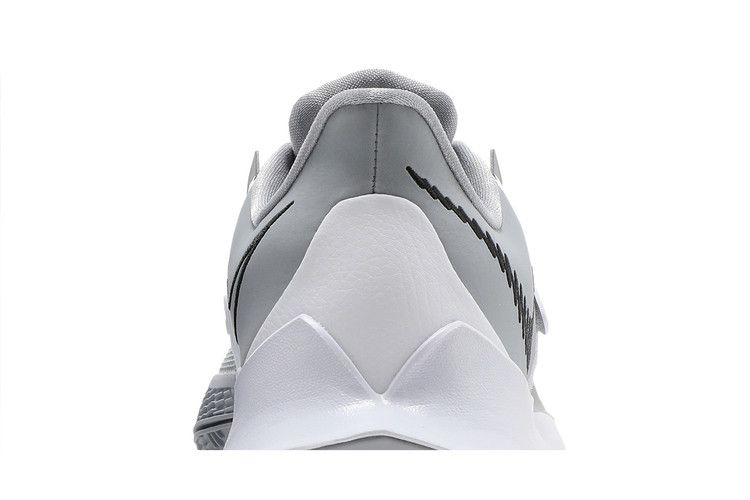 kyrie-low-3-tb-wolf-grey-cw4147-003_06