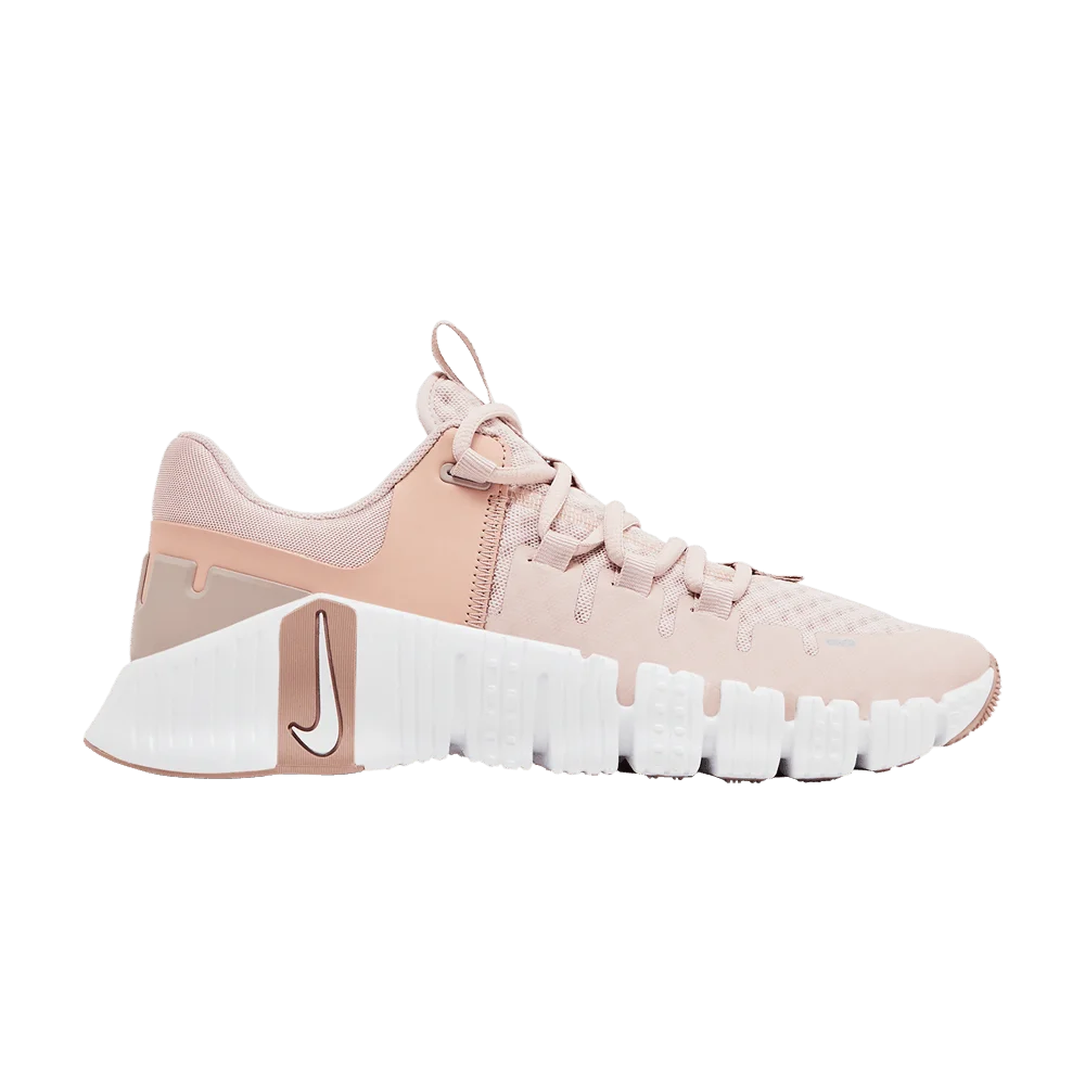 Krossovki-Nike-Wmns-Free-Metcon-5-Pink-Oxford