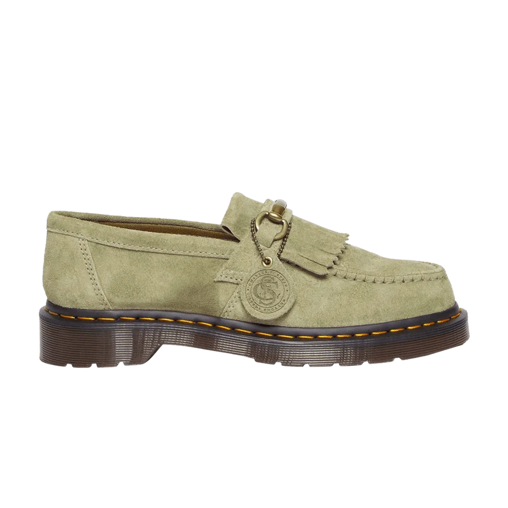 Krossovki-Dr.-Martens-Adrian-Snaffle-Desert-Oasis-Suede-Loafers-Pale-Olive