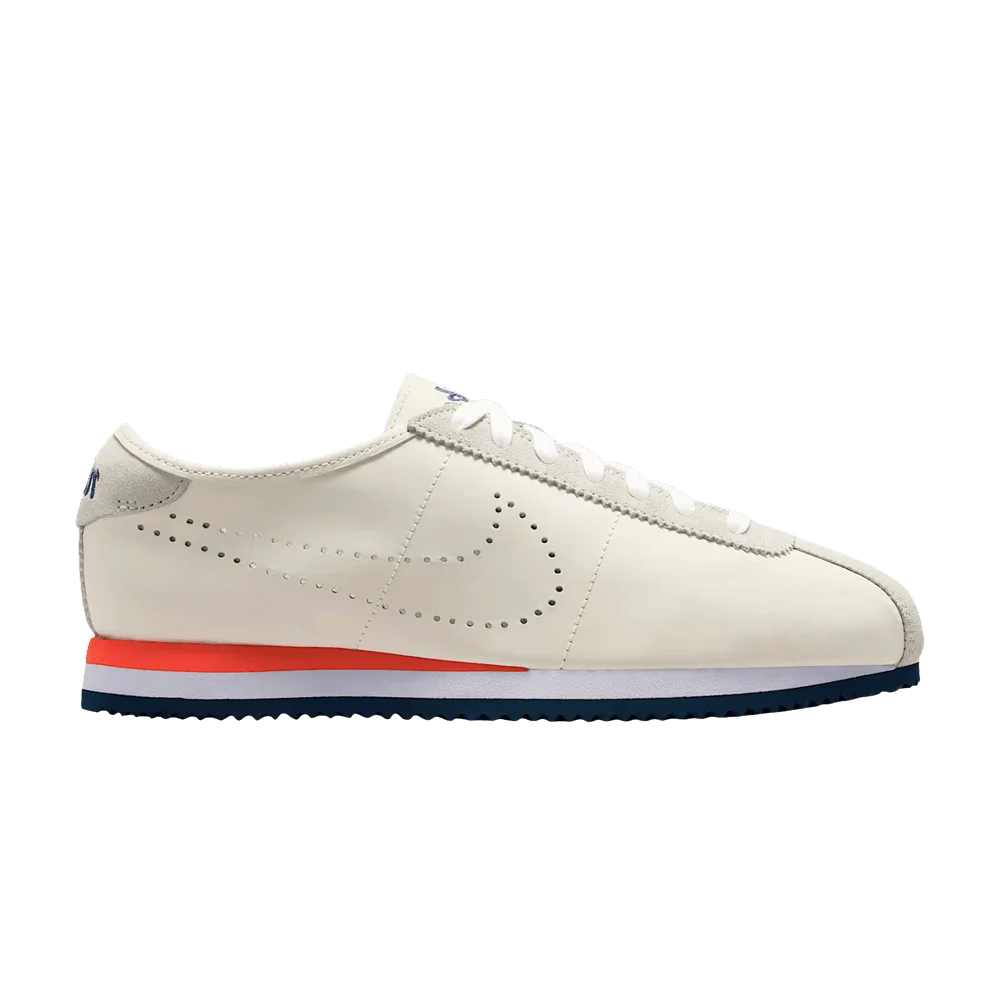 Krossovki-Nike-Wmns-Cortez-Sail-White