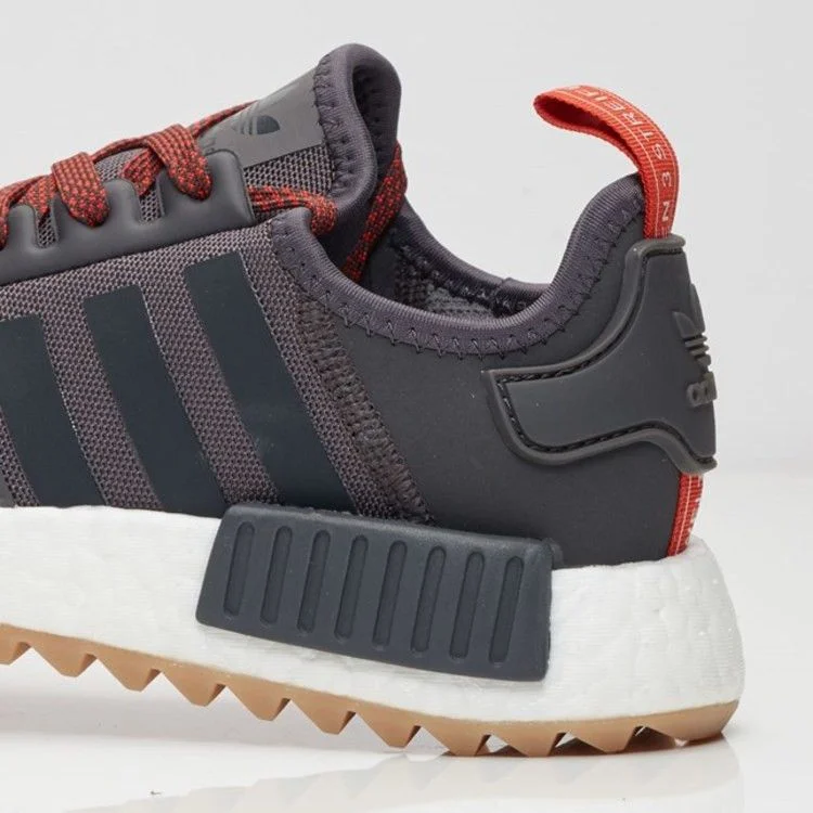 Кроссовки Adidas Wmns NMD_R1 Trail 'Utility Black'
