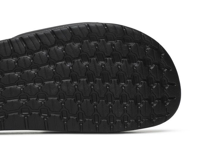 adilette-boost-slides-triple-black-ad-bst-slide-blk_04