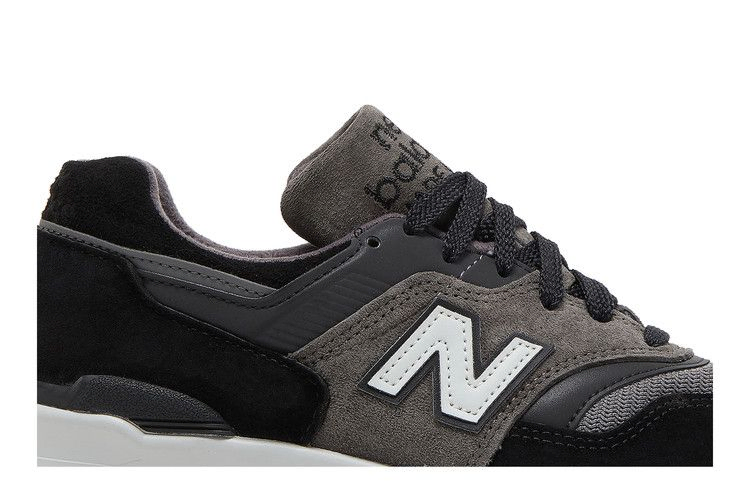 997-black-m997cur_01