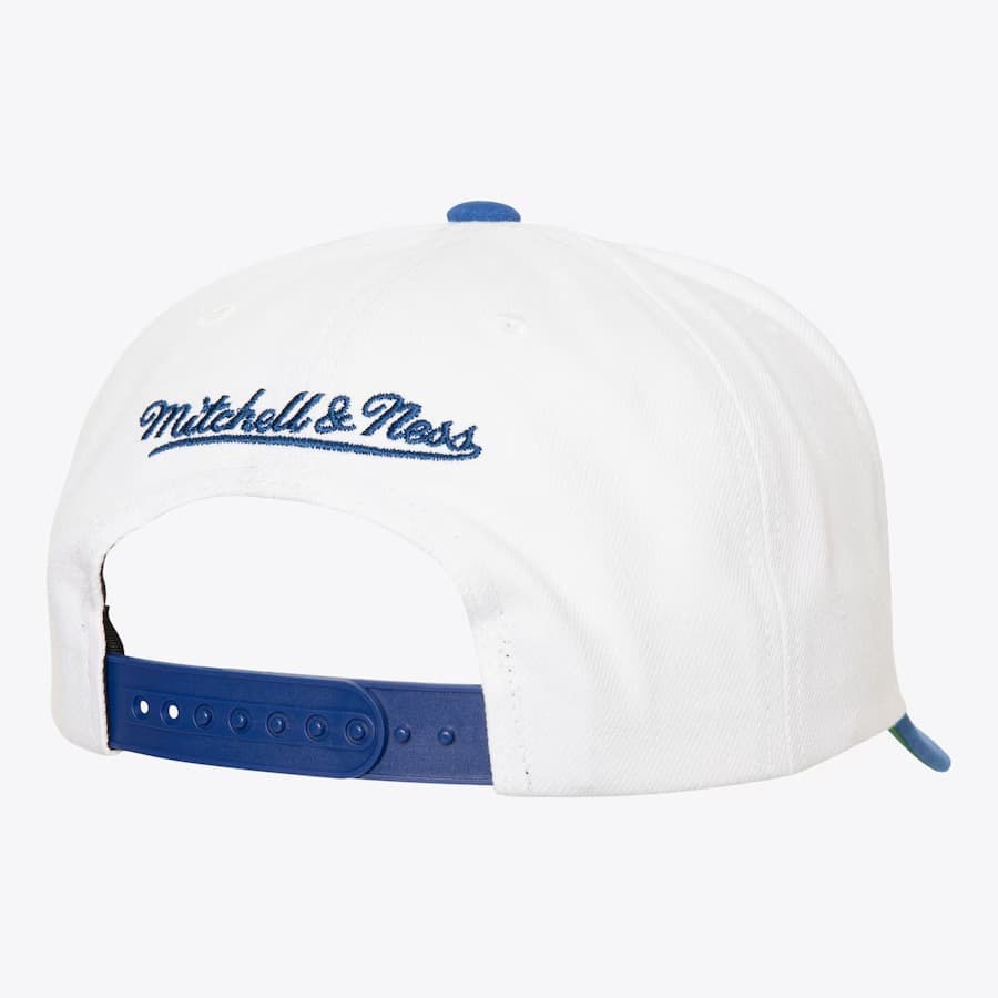 Бейсболка Mitchell & Ness White Tampa Bay Lightning Boom Text Pro Snapback Hat