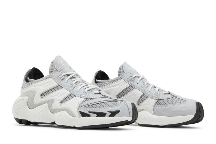 wmns-fyw-s-97-grey-white-ee5325_07