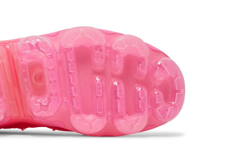 Кроссовки Nike Wmns Air VaporMax Plus 'Hyper Pink'