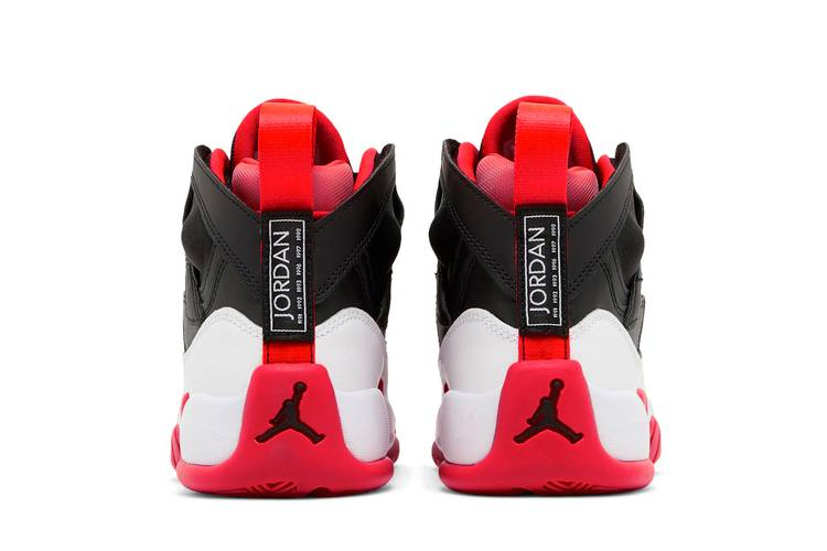 jumpman-two-trey-gs-black-infrared-dq8431-016_05