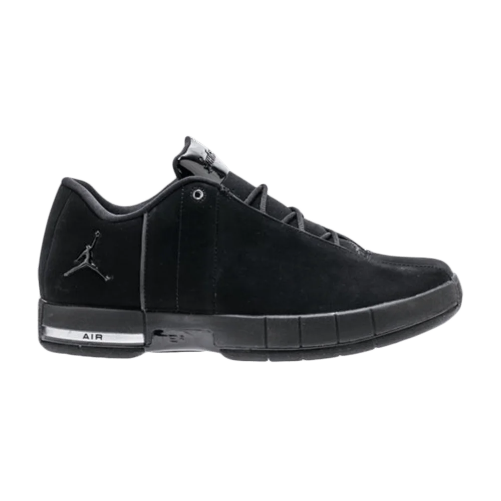 Krossovki-Air-Jordan-TE-2-Low-Triple-Black