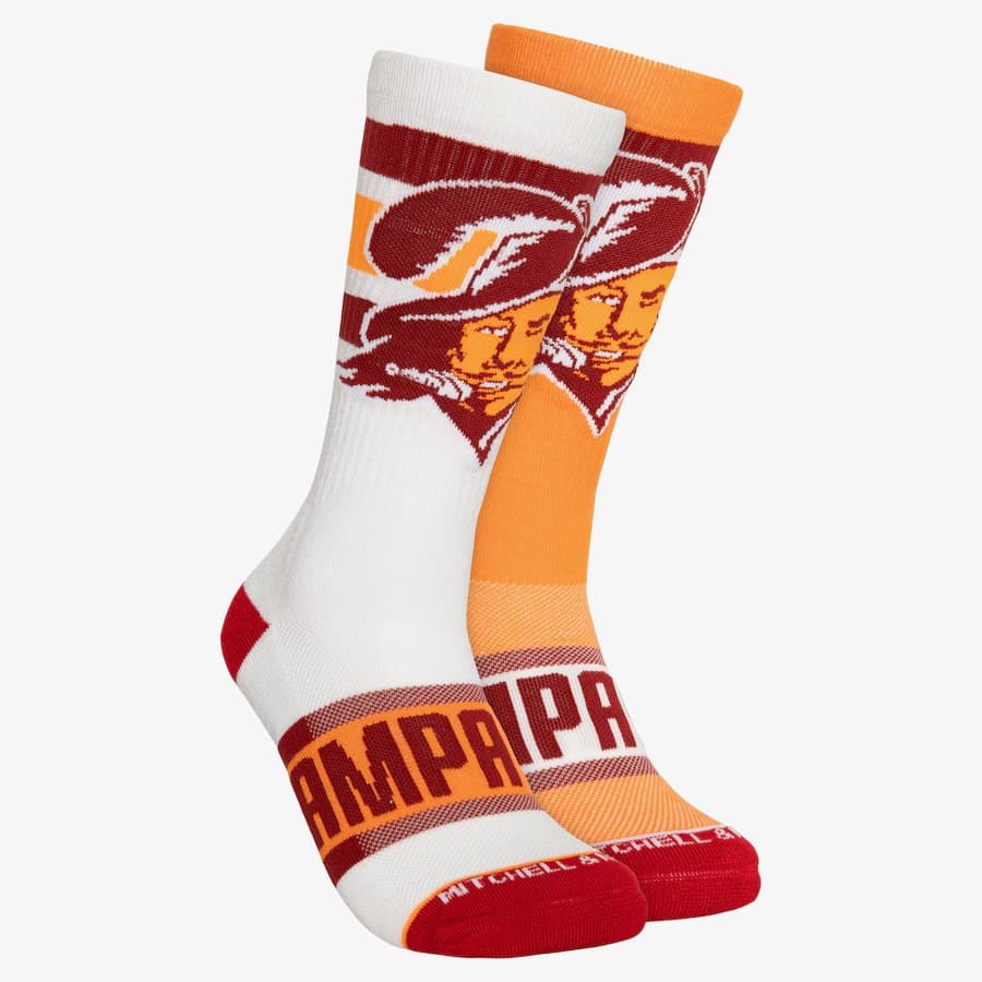 Спортивные носки Mitchell & Ness Tampa Bay Buccaneers Hail Mary Crew Socks