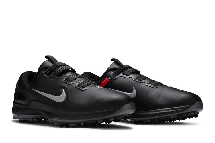 tiger-woods-71-fastfit-black-cd6300-001_07