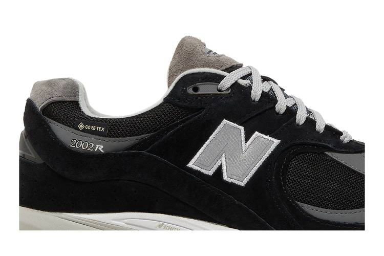 Кроссовки New Balance 2002R GORE-TEX 'Black Grey'