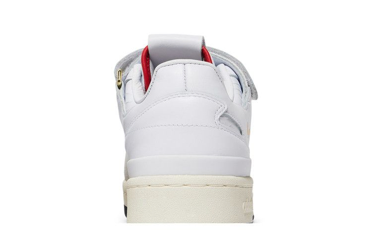 Кроссовки Sneakersnstuff x adidas Forum 84 Low 'Core White'