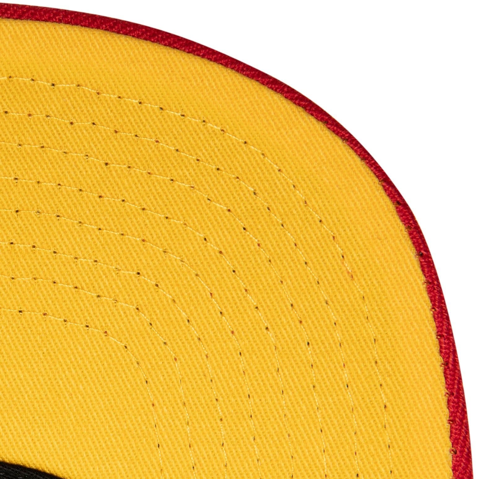 Бейсболка Mitchell & Ness Core Basic Snapback HWC Miami Heat Hat