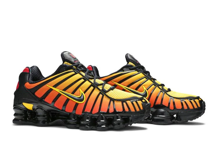 Krossovki-Nike-Shox-TL-Sunrise-Gradient-7