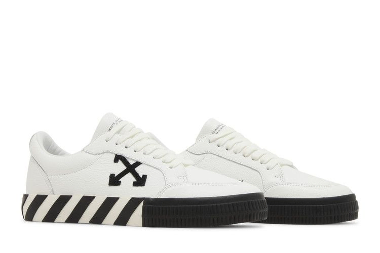 off-white-vulc-sneaker-white-black-2023-omia085c99lea003-0110_07